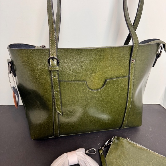 Maison Provence Green Leather Tote with Mini Pouch/Strap EUC - Picture 4 of 9